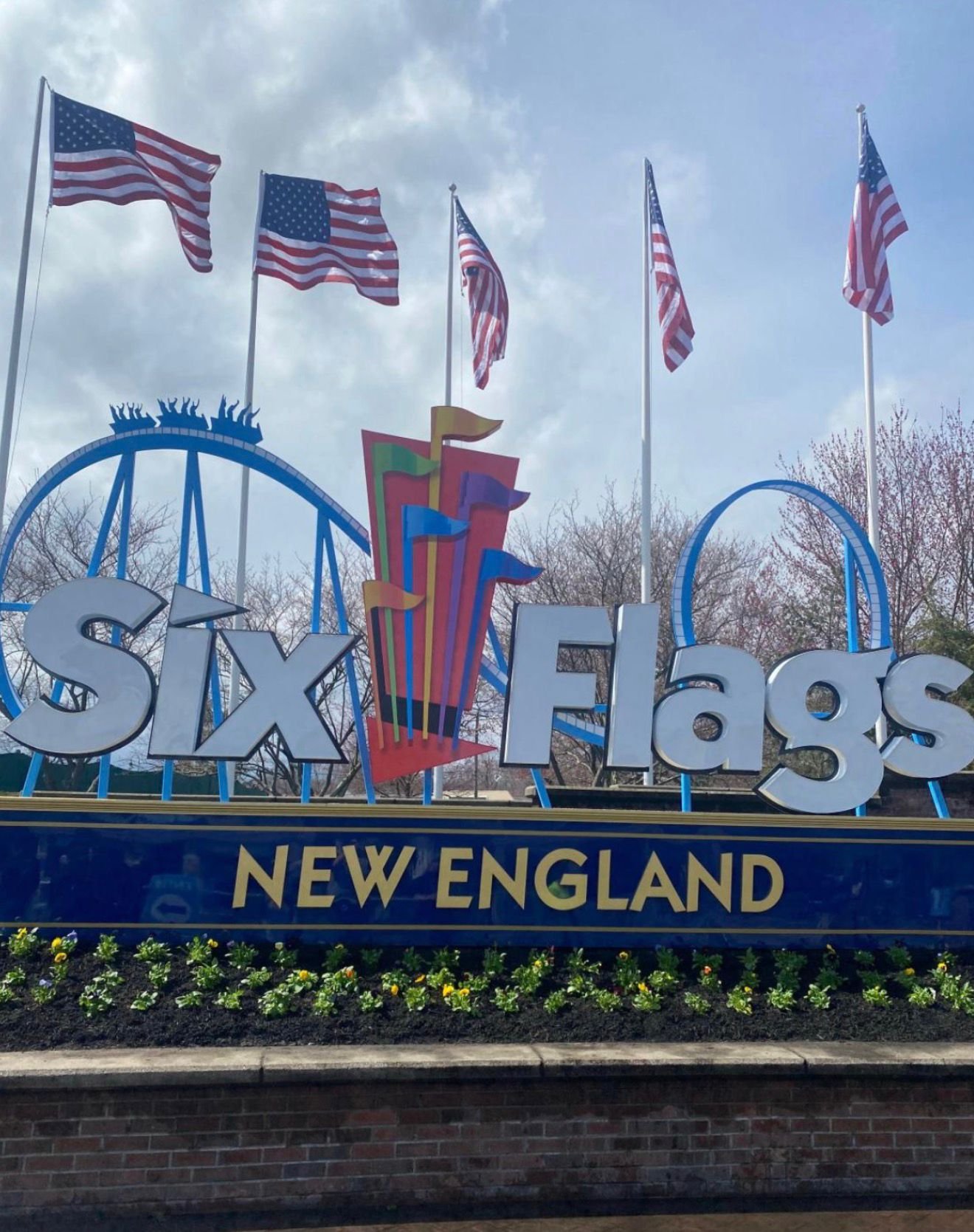 Six Flags New England